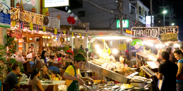 Local Cuisine and Dining Experiences in Hua Hin