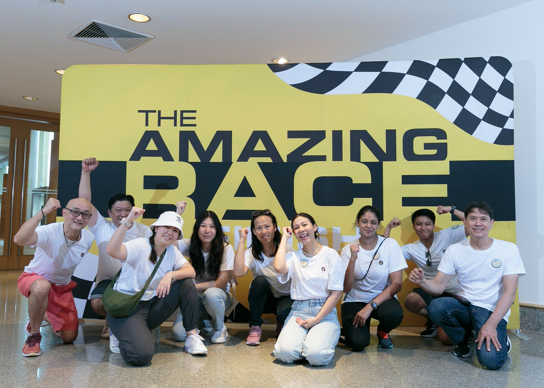A race by minivans or public transport from challenge to challenge based on the famous TV-show The Amazing Race